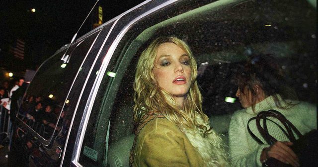 Britney Spears heads back to her hotel after a long day of TV interviews  (Photo by Marion Magnani/Getty Images)