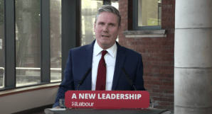 Starmer talks to the Wall