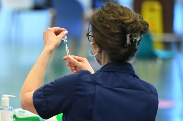 Superforecasting the end of Covid