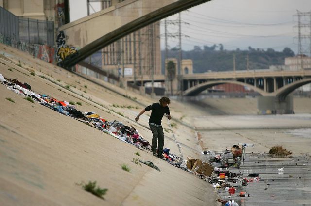 California is collapsing