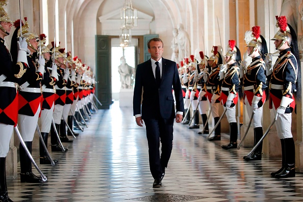 Macron’s fake war on the elites