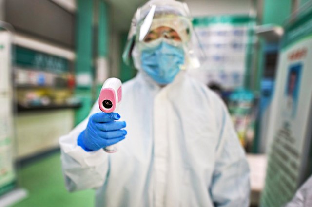 Did scientists stifle the lab-leak theory?