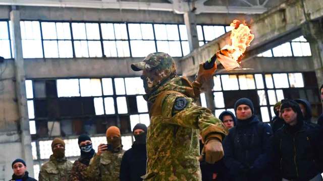 A Putin puppet government will fail