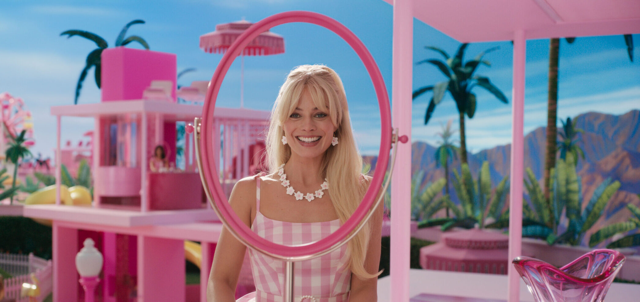 Subtle Ways To Take On The Barbie Obsession This Summer (Even If You Hate  Pink)