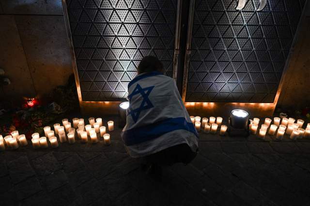 Will Jews return to the Ghetto?