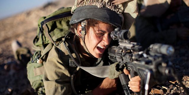 Slay queen. (Uriel Sinai/Getty Images)
