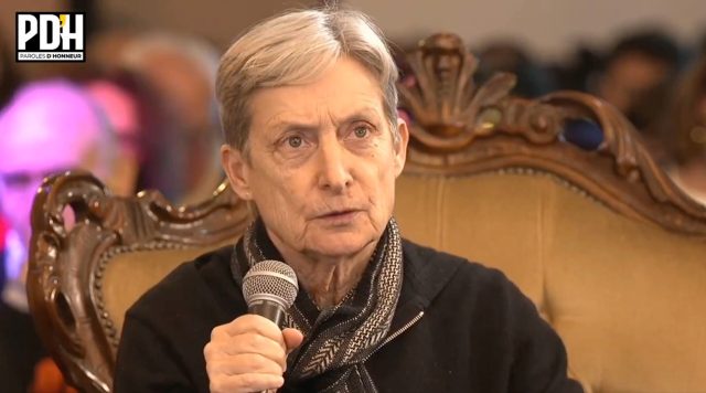 Judith Butler speaks in Pantin, France on Sunday. Credit: Paroles d'Honneur