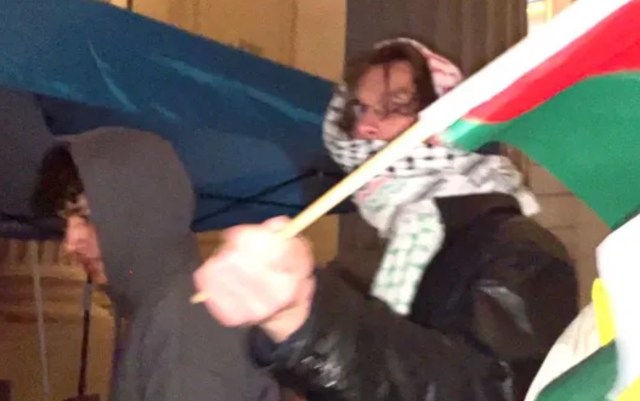 Credit: Sahar Tartak/X