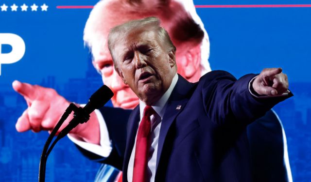 Take two (Photo by Chip Somodevilla/Getty Images)