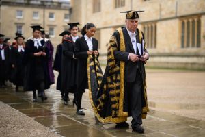 In defence of Oxford's non-binary Latin