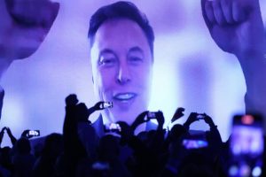 Elon Musk: Star Trek Stalinist