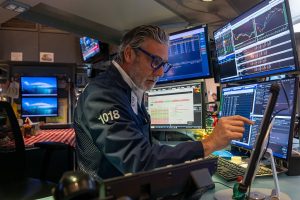 Corporate bankruptcies point to unbalanced US economy