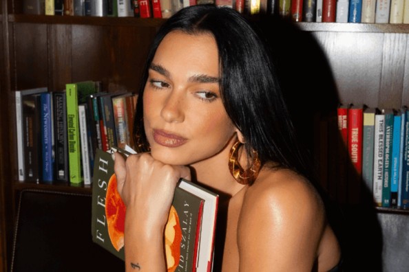 Book clubs are for phoneys