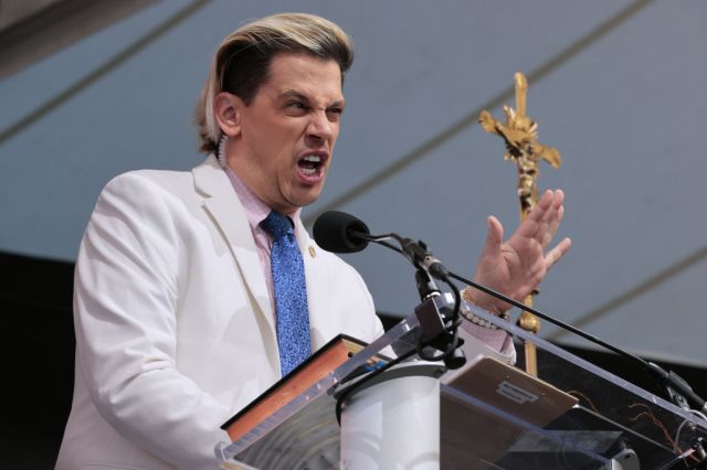 Can Britain handle Milo Yiannopoulos?