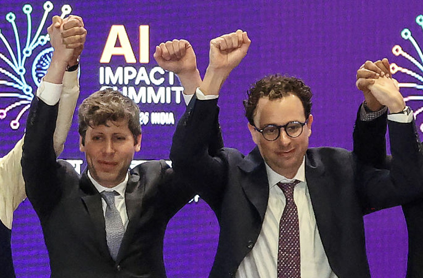 Altman (L) and Amodei (R) have declared an uneasy truce. Credit: Getty
