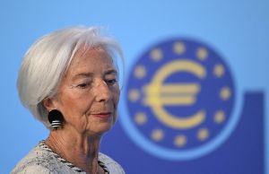 Is Christine Lagarde preparing to flee a Le Pen presidency?