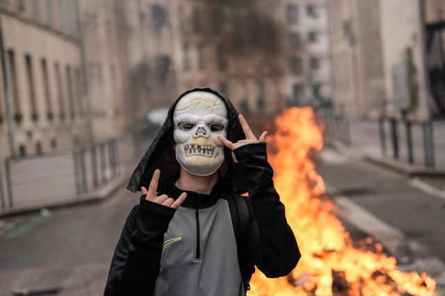 There's nothing more French than a riot